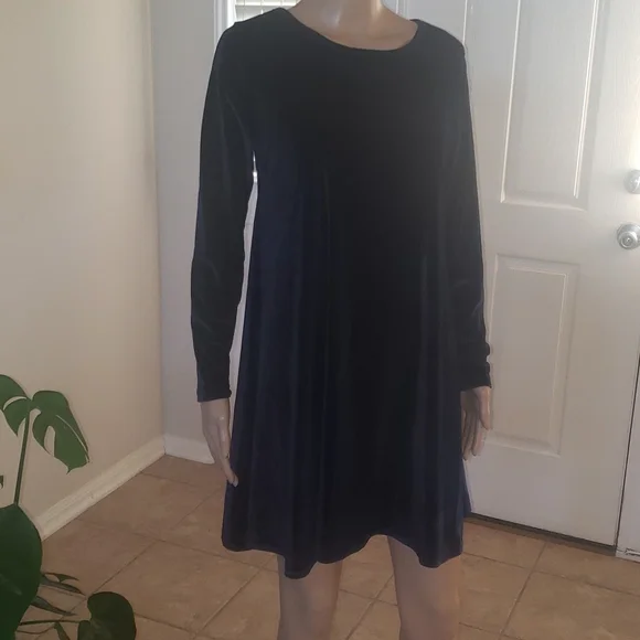 polka dot long sleeve mini dress Black Polka Dot Long Sleeve Tate Jersey Mini Dress
